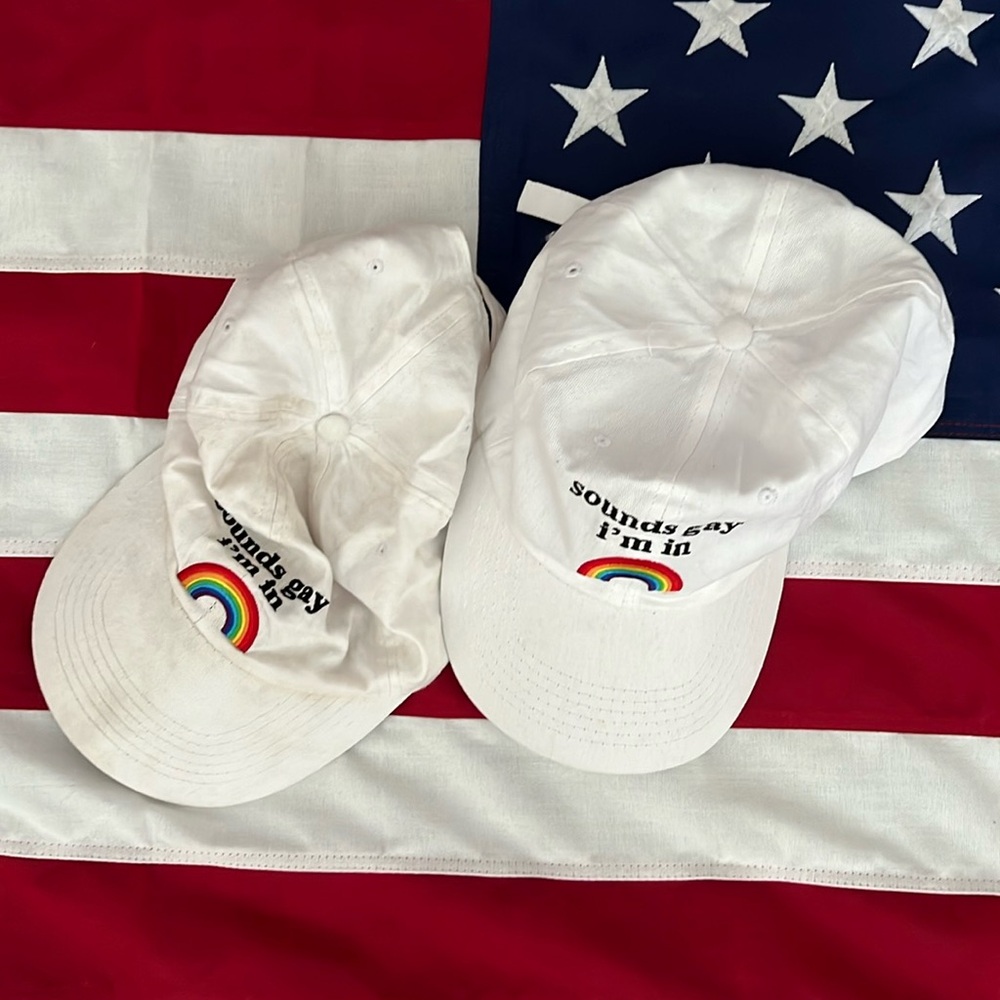 2 pride hats 🌈